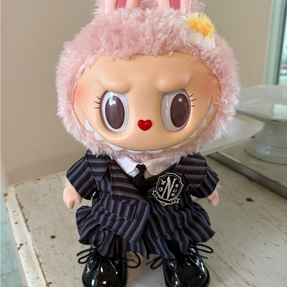 6 pc outfit for 38 cm Labubu doll. Wednesday character clothes